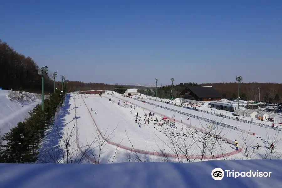 白旗山競技場