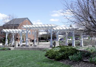 Gazebo & Green, Hudson