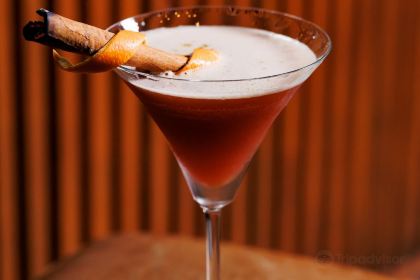 WHISGARS (Sukhumvit 23)