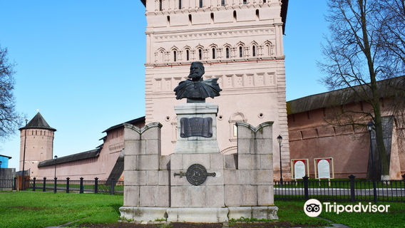 Monument to Pozharskiy