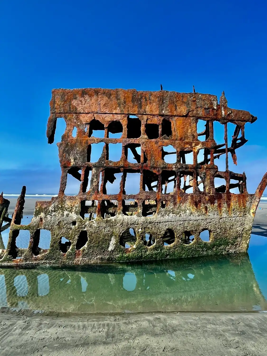 Hotels near Peter Iredale Ship Wreck