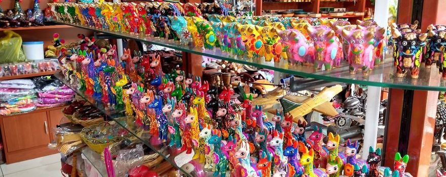 Miraflores Indian Market
