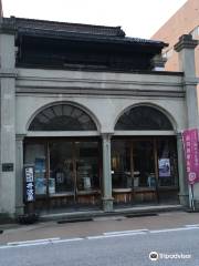 Inamiya Buddhist Altar Shop