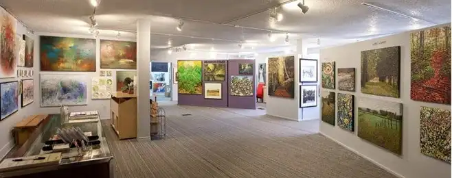 Hotels near Gallery De Boer - Fine Art