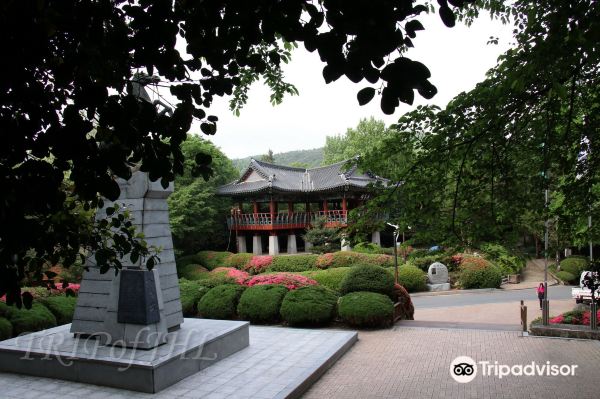 Jukdobong Park