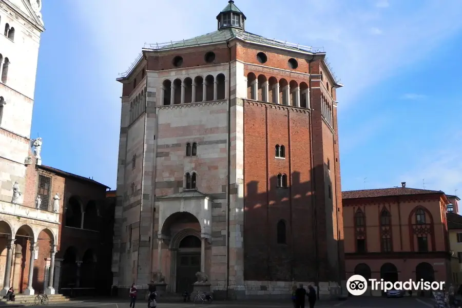 Cremona Baptistery - Museum of Romanesque Stones of Cathedral