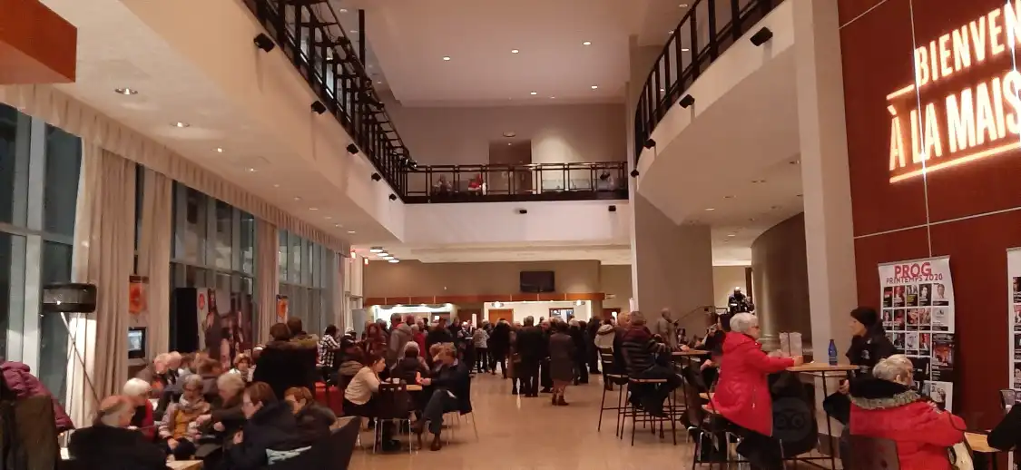 Maison des Arts Desjardins附近的飯店