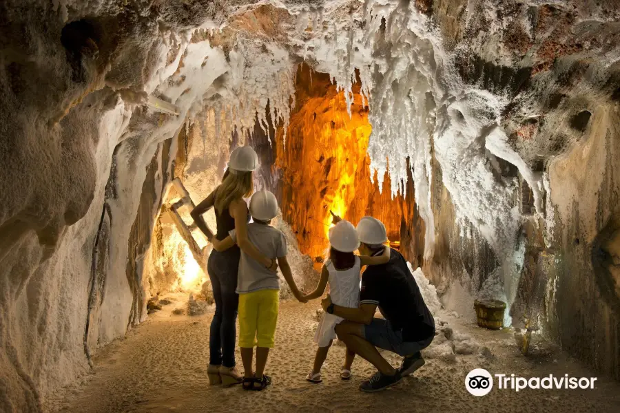 Cardona salt mountain