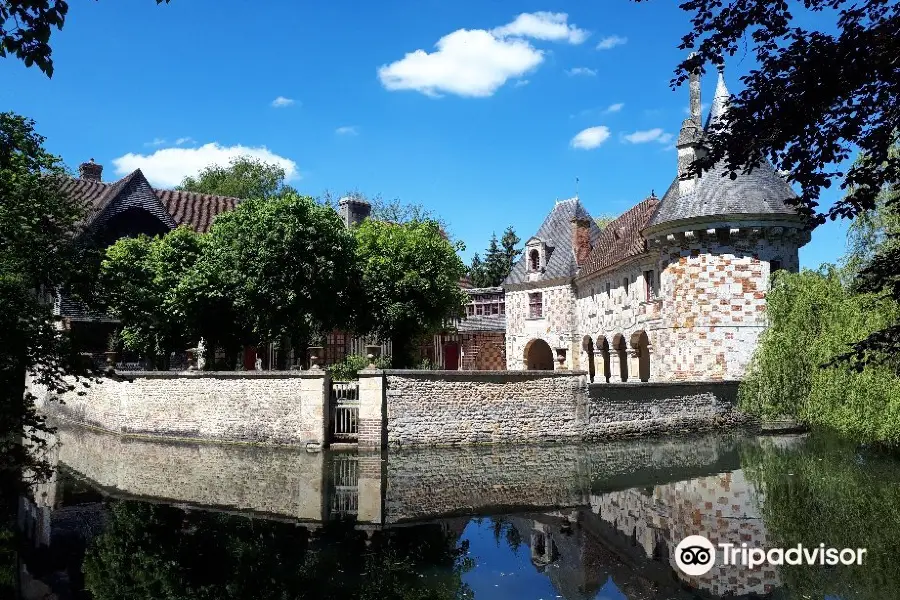 Chateau de Saint-Germain-de-Livet