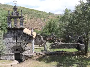 Mosteiro de Santa Maria das Junias