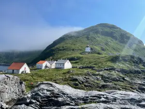 Runde Lighthouse (cottage)