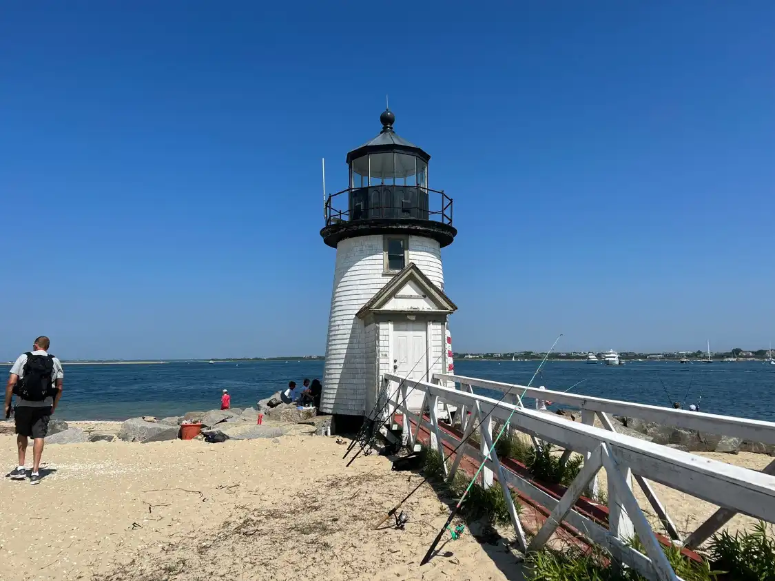 Hotel dekat Brant Point Lighthouse