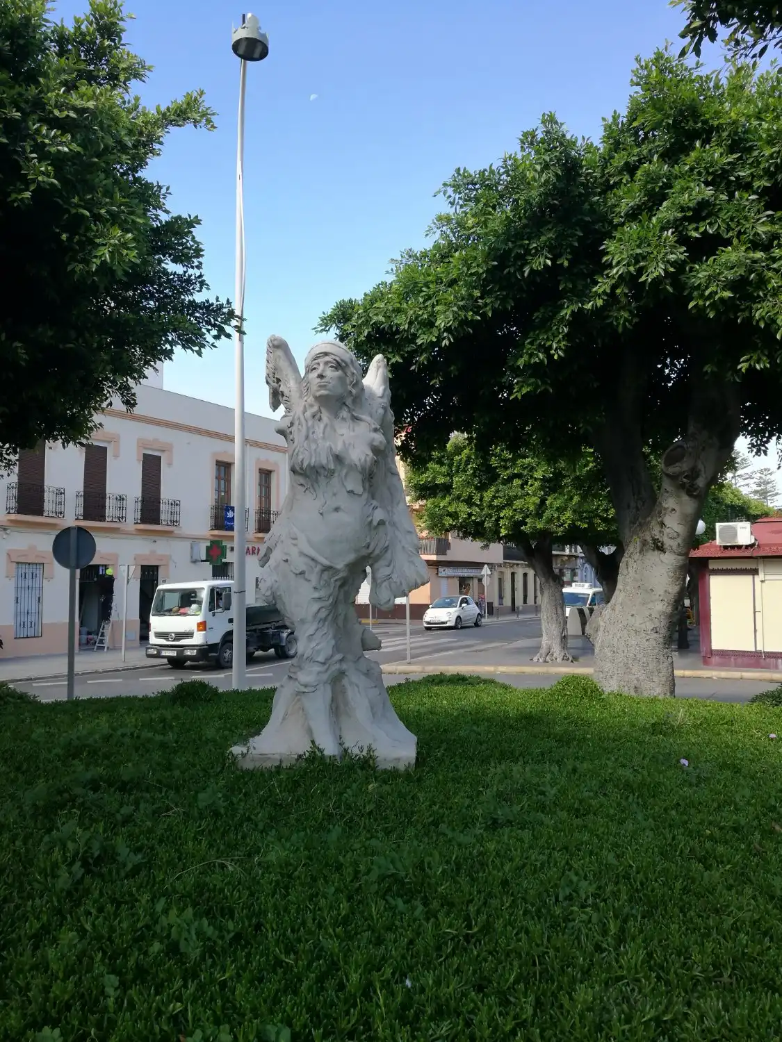 Hotels near Monumento a la Duquesa de la Victoria