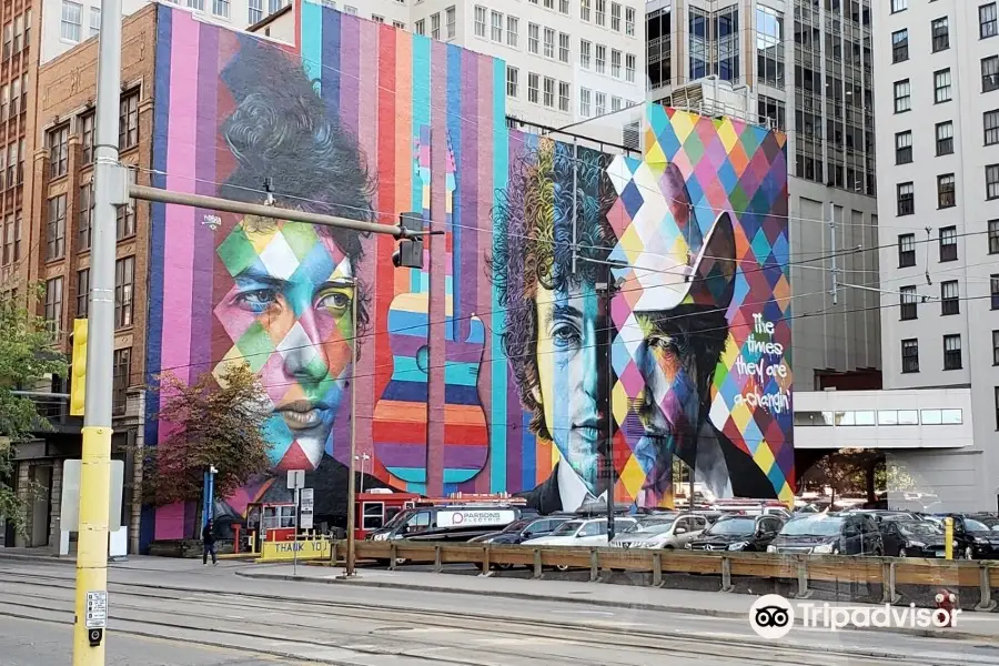 Bob Dylan Mural