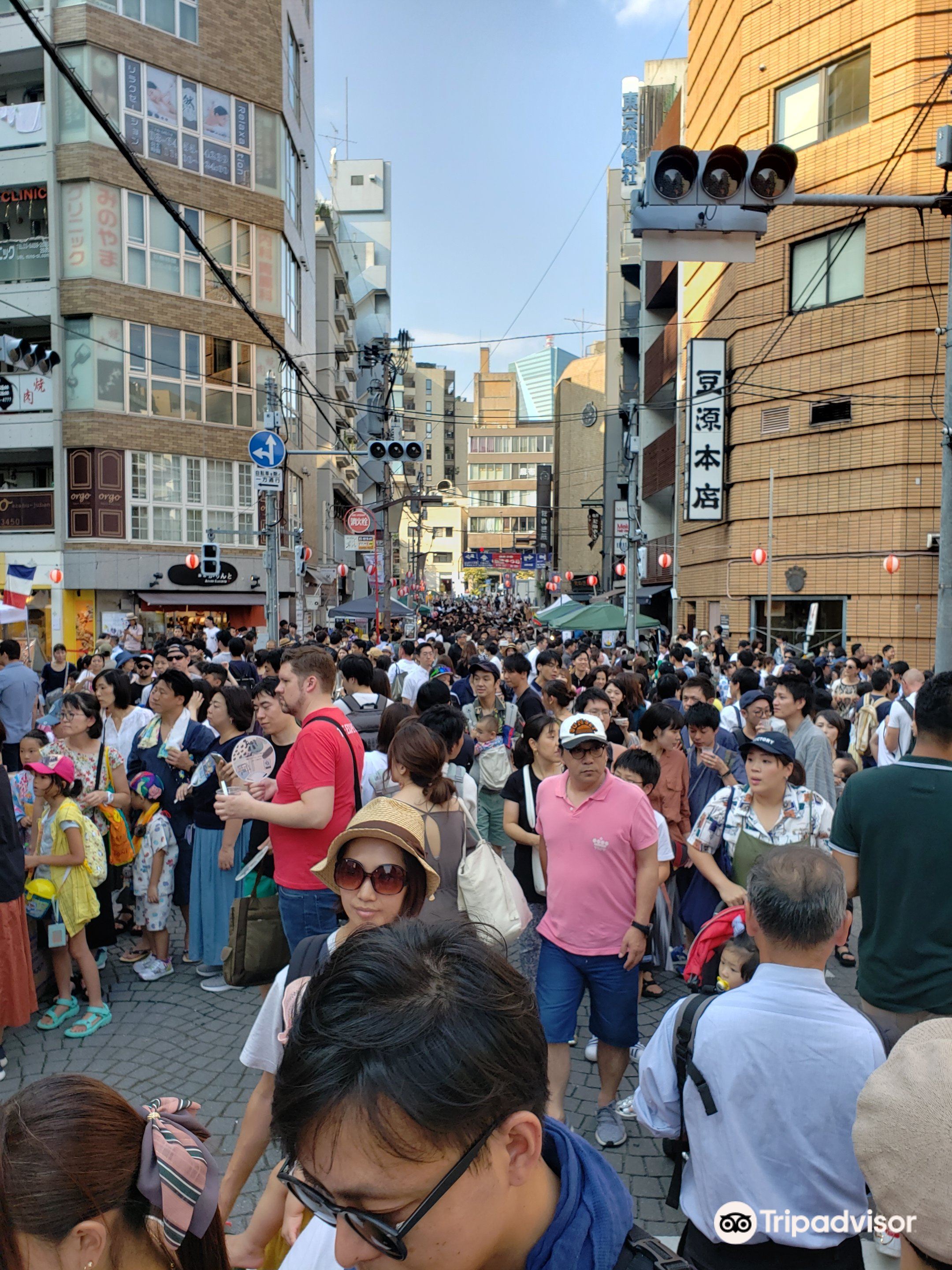 Azabujuban Noryo Matsuri | Tokyo