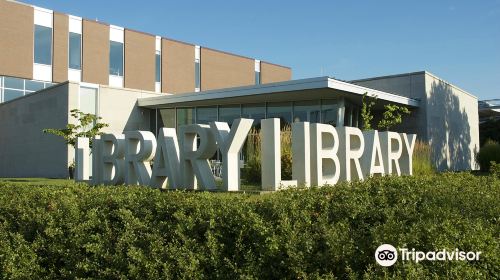 Champaign Public Library