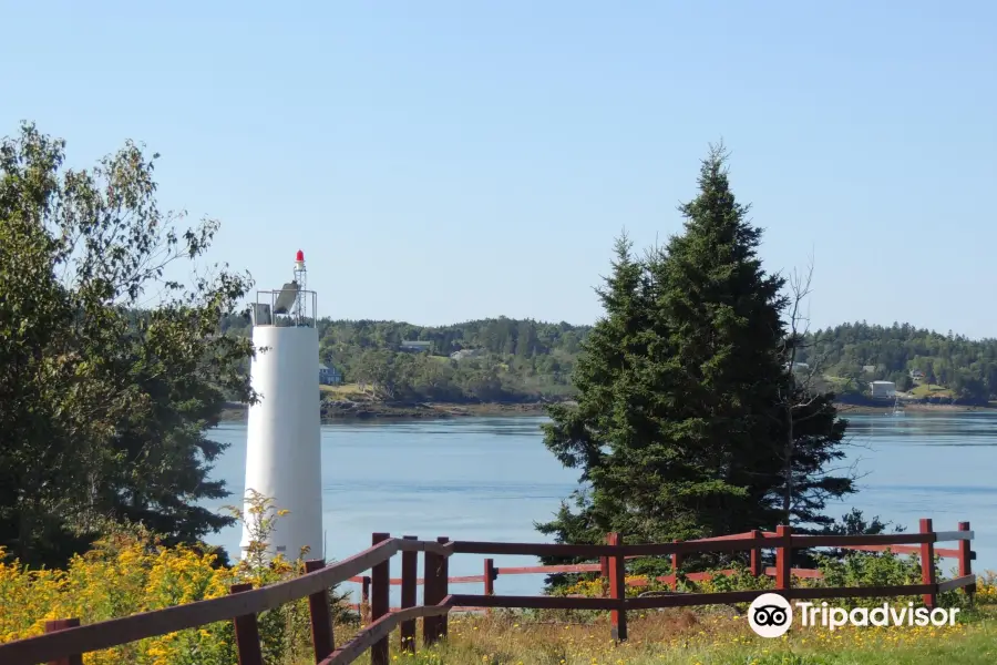 506 Deer Island Lighthouse