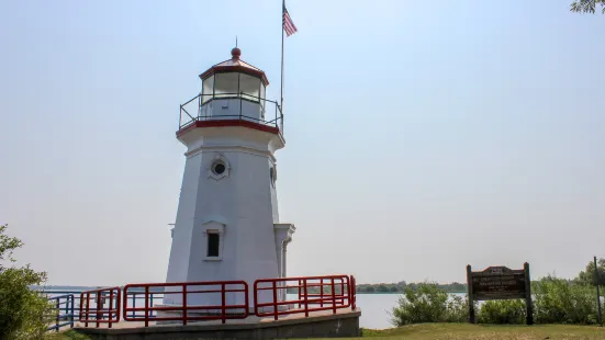 Cheboygan Crib Light