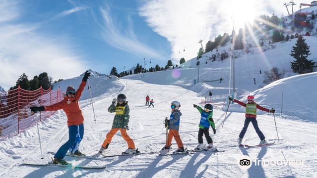 Oxygene Ski & Snowboard School Megève