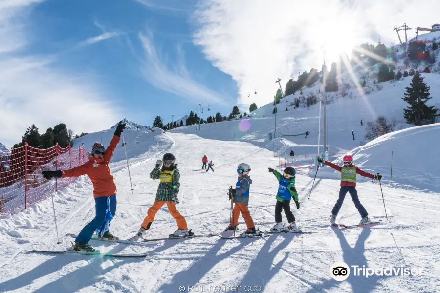 Oxygene Ski & Snowboard School Megève
