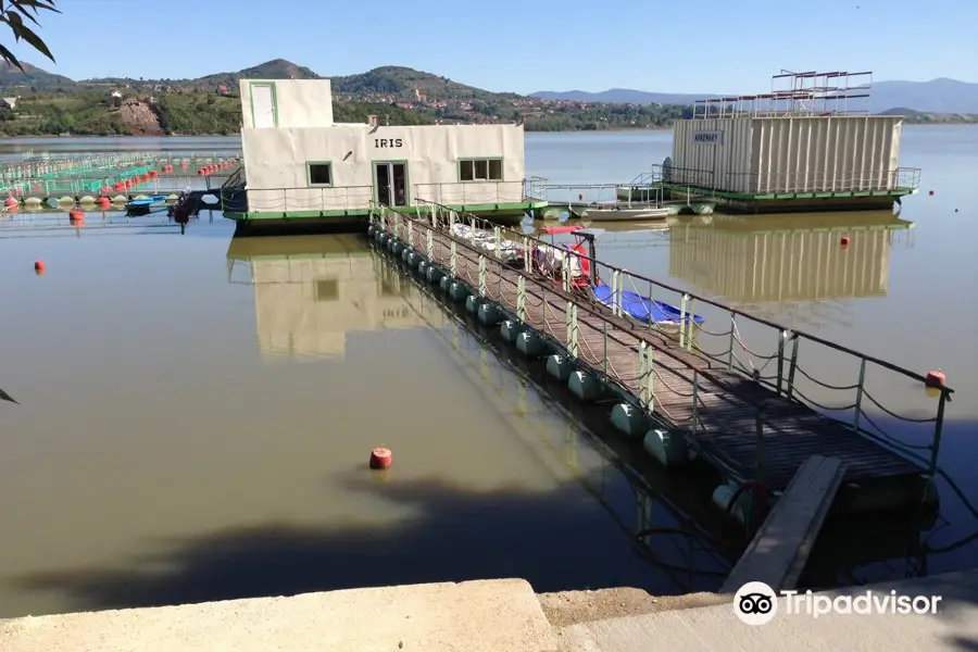 Lacul Călinești Lacul Calinesti