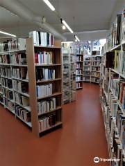 Library Elsa Triolet