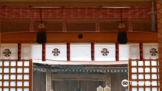 三柱神社