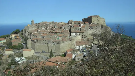 Giglio Castello