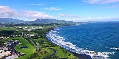 Sugar Loaf Islands and Paritutu Rock