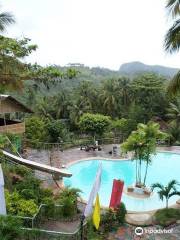 Hidden Paradise Mountain Resort