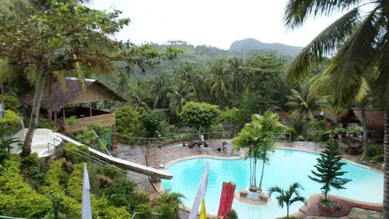 Hidden Paradise Mountain Resort