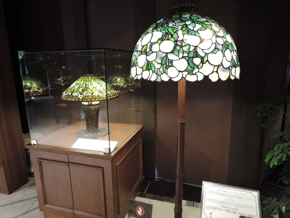 5_New York Lamp Museum & Flower Garden