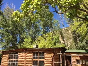 Josie Morris Cabin