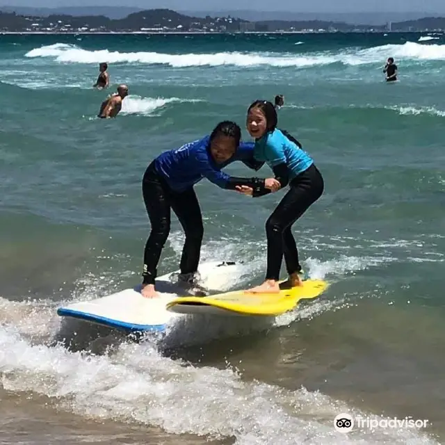 Surfing in Gold Coast