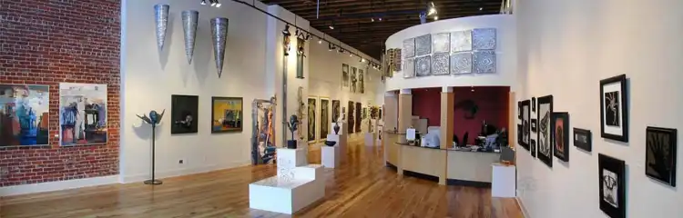 Hotels near The Art Spirit Gallery