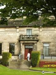 Kirkcaldy Galleries and Library