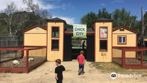 Central Coast Zoo (formerly Charles Paddock Zoo)