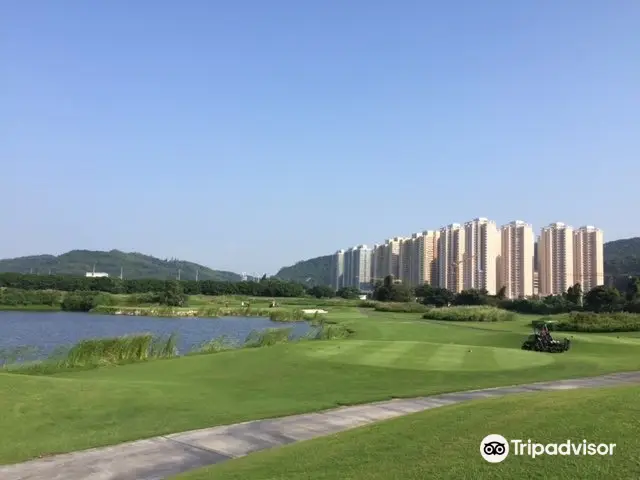 Caesars Golf Macau