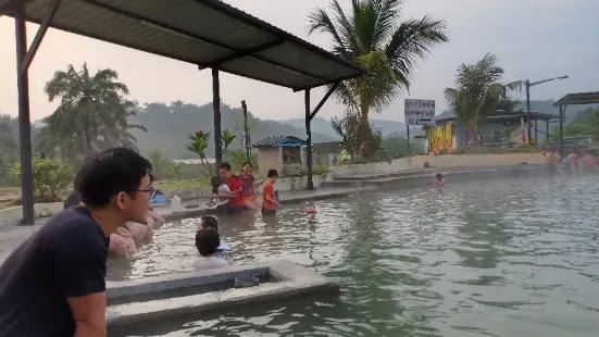 Sg. Lalang Hot Spring