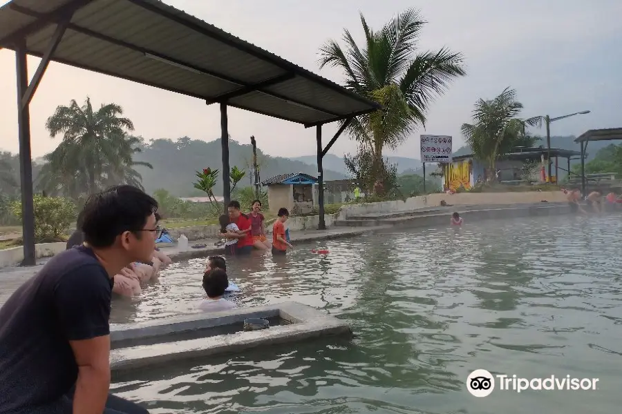 Sg. Lalang Hot Spring