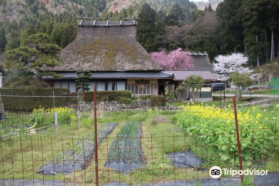 美山かやぶき美術館 郷土資料館