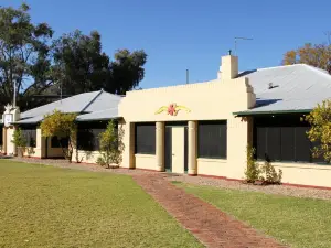 Royal Flying Doctor Service Alice Springs Tourist Facility