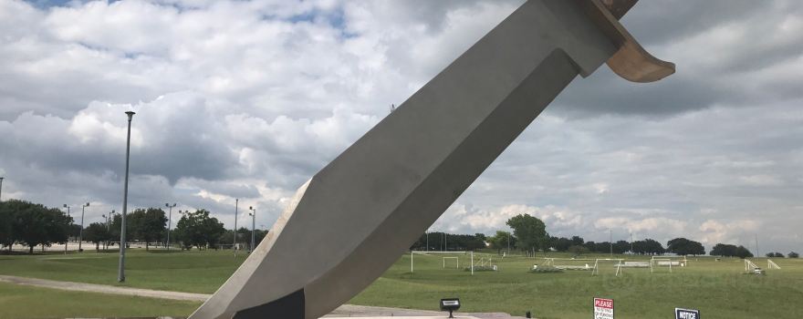 Worlds Largest Bowie Knife