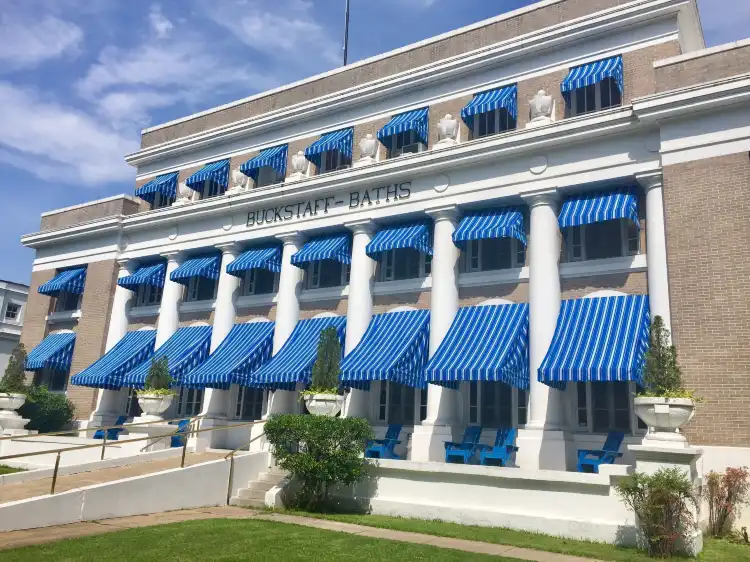 Hotels near Buckstaff Bathhouse