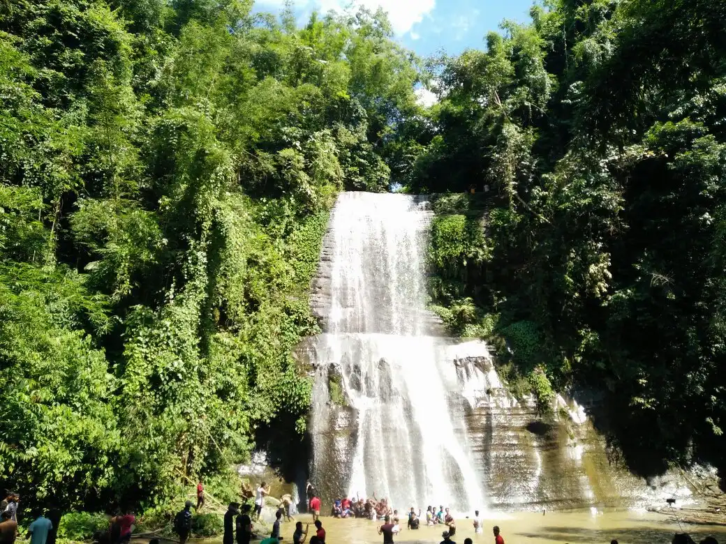 Hotels near Ham Ham Waterfall