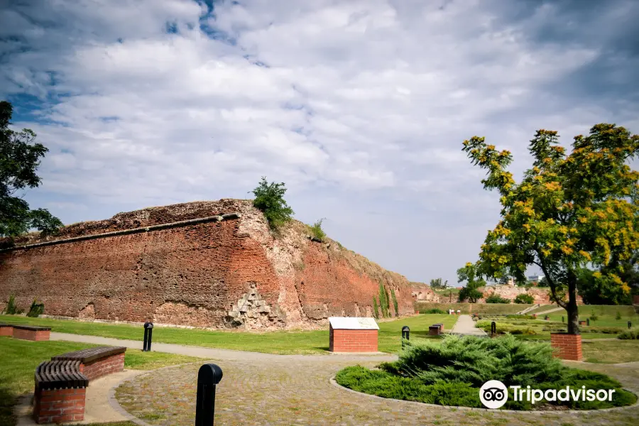 Oradea Fortress