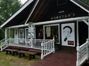 Nowetah's Indian Store & Museum