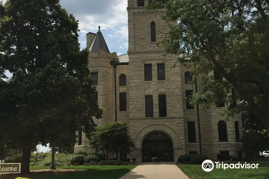 Mcpherson County Courthouse