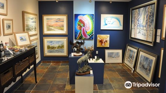 Canwest Art Gallery on the Lake