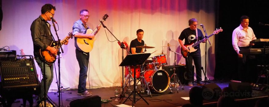 Droylsden Little Theatre